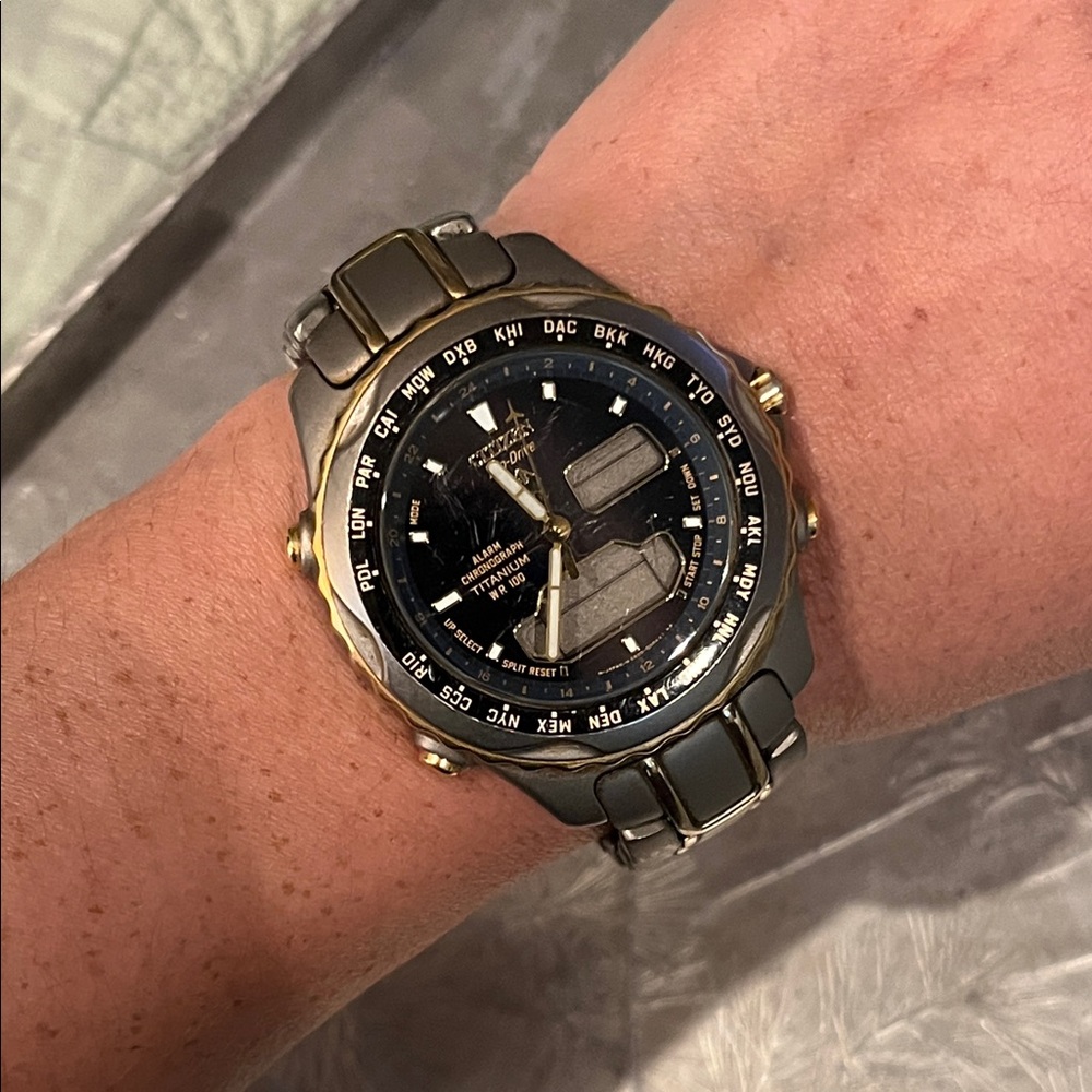 CITIZEN ECO-DRIVE Solar Titanium Dual-Display men’s watch